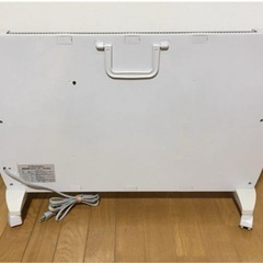 遠赤パネルヒーター　キャスター付き　エレクトロラックスの画像
