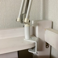 デスクライト
の画像
