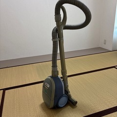 紙パック式掃除機の画像