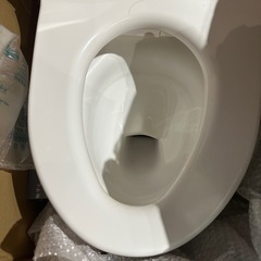 TOTO タンクレストイレ　壁排水　の画像