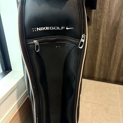 ナイキゴルフ　キャディバッグ　ゴルフバッグの画像