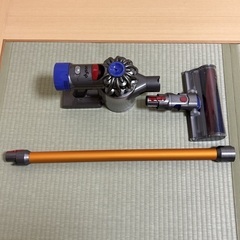 ダイソン　Dyson V8 absolute 掃除機セットの画像