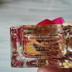 Viva la Juicy Noir 香水50mlの画像