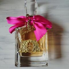 Viva la Juicy Noir 香水　100mlの画像