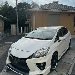 プリウス　S ツーリングの画像