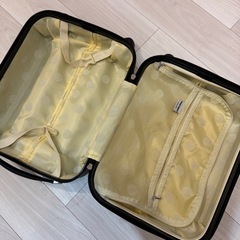 キャリーケースの画像