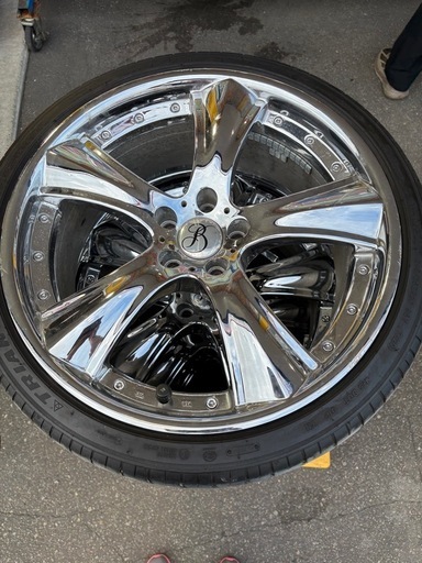 【決まりました！】20インチメッキアルミタイヤ