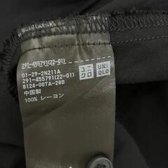 【美品】ユニクロ 半袖Vネックフレアワンピース　Мサイズ

の画像