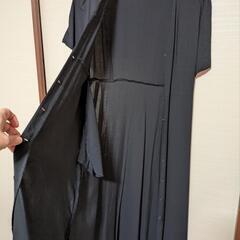 【美品】ユニクロ 半袖Vネックフレアワンピース　Мサイズ

の画像