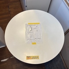 【カフェテーブル】【丸テーブル】クリーニング済み【管理番号12707】町の画像