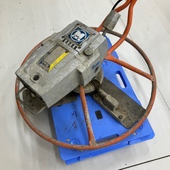 【中古】【動作OK】【店頭引取限定】makita マキタ 電動コテ 4000 38,500円（税込）の画像