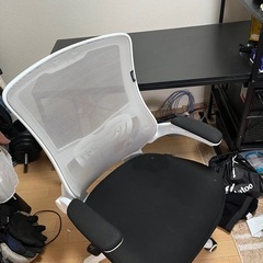 パソコンデスク チェア付の画像