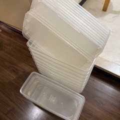 収納ボックスの画像