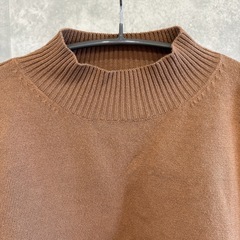 GU ニットベスト　M ブラウン　無地　レディース　着回し　バックスリットの画像