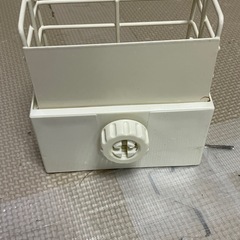 うさぎ　チモシー入れ　餌入れの画像
