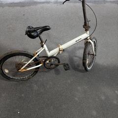 折りたたみ自転車　サビ有り　の画像