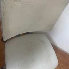 オカムラ　オフィスチェア　ゼファーの画像