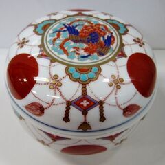 【　未使用　保管品　】賞美堂本店　有田焼　其泉窯　鳳凰錦赤玉瓔珞文　蓋物　蓋付き　小鉢　陶器　食器　お祝い　縁起物の画像