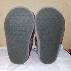 最終値下げ　早めに取り引き出来る方【少し訳あり】試着のみ　ミキハウス ブーツ 15cmの画像