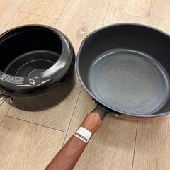 お茶碗、お皿、鍋、フライパンの画像