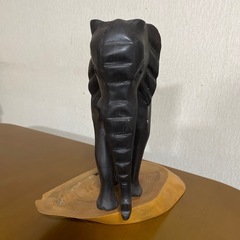木彫りの画像