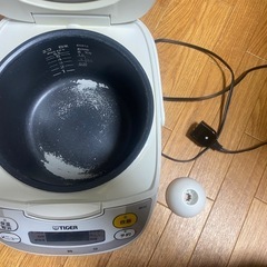 タイガー　炊飯器　炊きたて　JBH-G101の画像