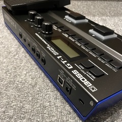 【極美品】BOSS GT-1 マルチエフェクター 電源アダプター付きの画像