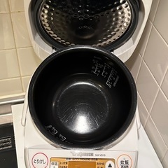 炊飯器5.5合炊き 象印の画像