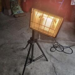 100V投光器訳アリ動作品の画像