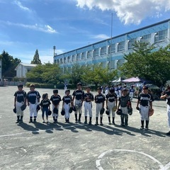小学生向け軟式野球チームの画像