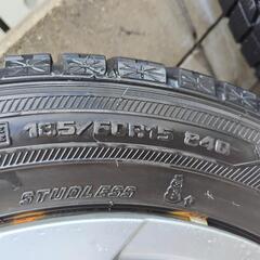 185/60r15 スタッドレスタイヤ シエンタの画像