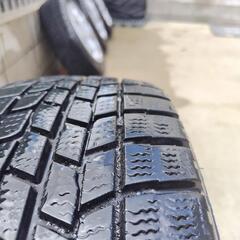 185/60r15 スタッドレスタイヤ シエンタの画像