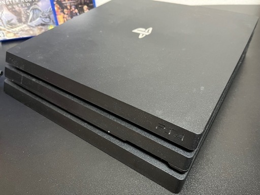 PS4 Pro（CUH-7200B）SSD換装済・純正コン＋ソフト付