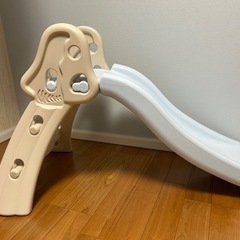 滑り台の画像