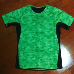 UNIQLOとmizunoのTシャツ4着の画像