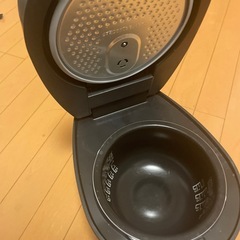 「IHジャー炊飯器 3合 RC-IL30-B」の画像