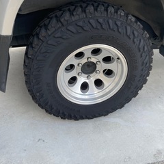 タイヤ　　265/75r16  MTの画像