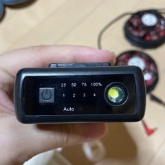 空調服　28V ファンとバッテリーの画像