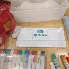 絵の具セットの画像