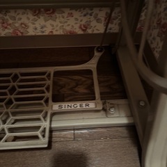 SINGER 186U 職業用ミシン テーブル付き　アンティークの画像
