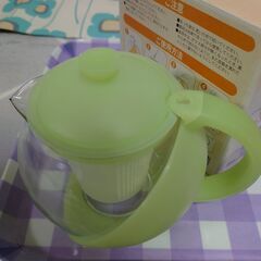 新品箱入り【ティーポット】750ml／茶こし付き／ハーブティー／緑茶の画像