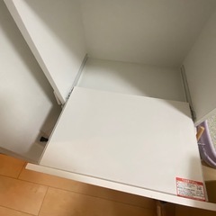 食器棚の画像