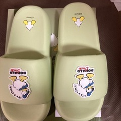 ドナルドダックのスリッパの画像