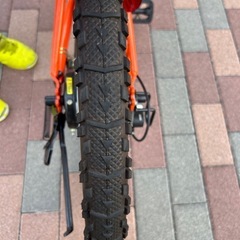 29日まで！使用一年　子供自転車22インチの画像
