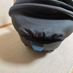 joie チャイルドシート　ISOFIXベース付きの画像