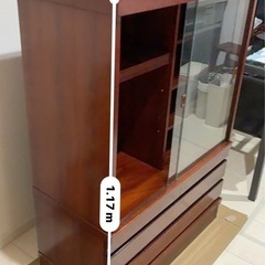 美品⭐️木製食器棚の画像