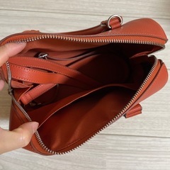 ユニクロ ハンドバッグの画像