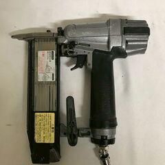 【北見市発】マキタ makita 仕上釘打 AF502 シルバー (D6440kmkmYM)の画像