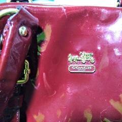 COACH エナメルバックの画像