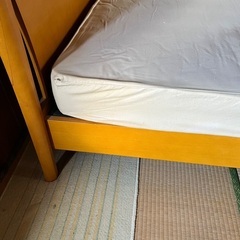 ベッド　セミダブルサイズの画像